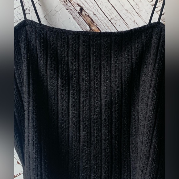 Knit Ribbed Cropped Top NWT - Picture 11 of 15